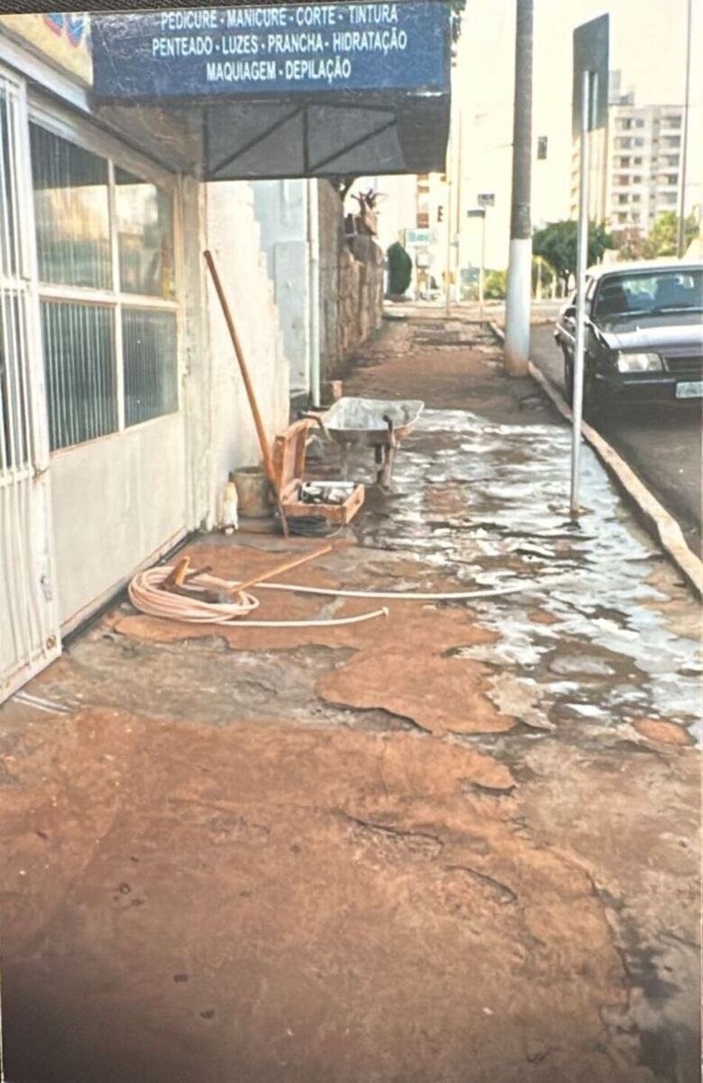 Primeiro salão Nanda em 1998